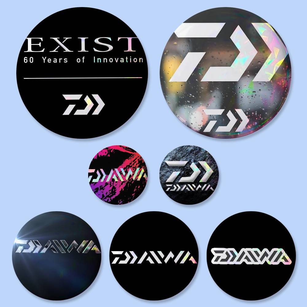 D-Daiwa F-FishingS LOGO S Badg - مراجعة Reel Bag وسعره